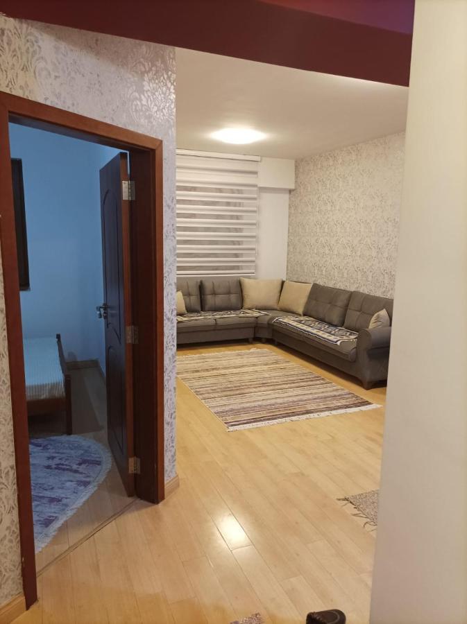 Two Rooms And Kitchen, Bathroom With Balcony Apartment Skopje Exteriör bild