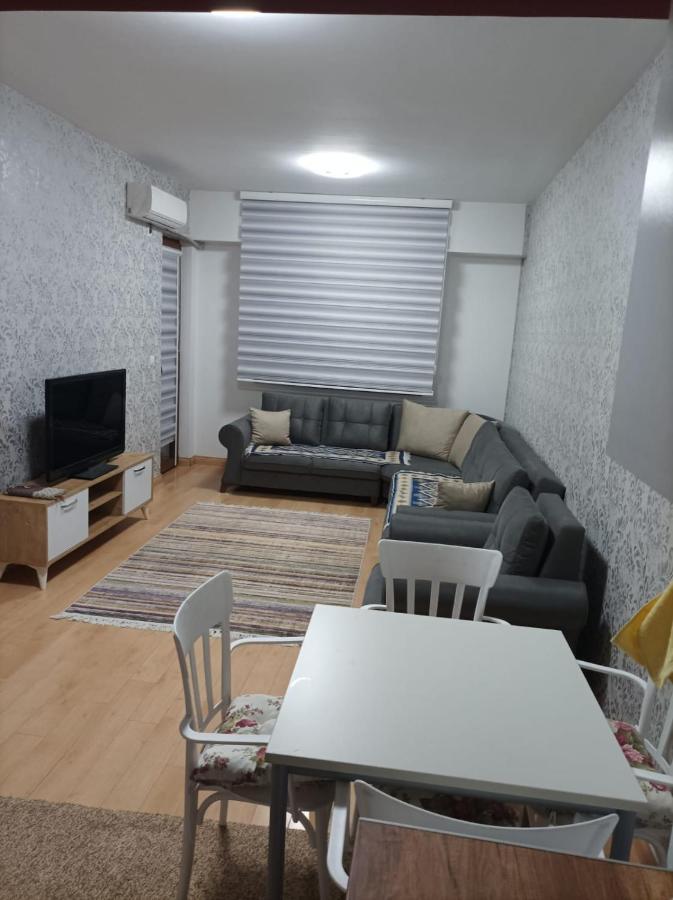 Two Rooms And Kitchen, Bathroom With Balcony Apartment Skopje Exteriör bild