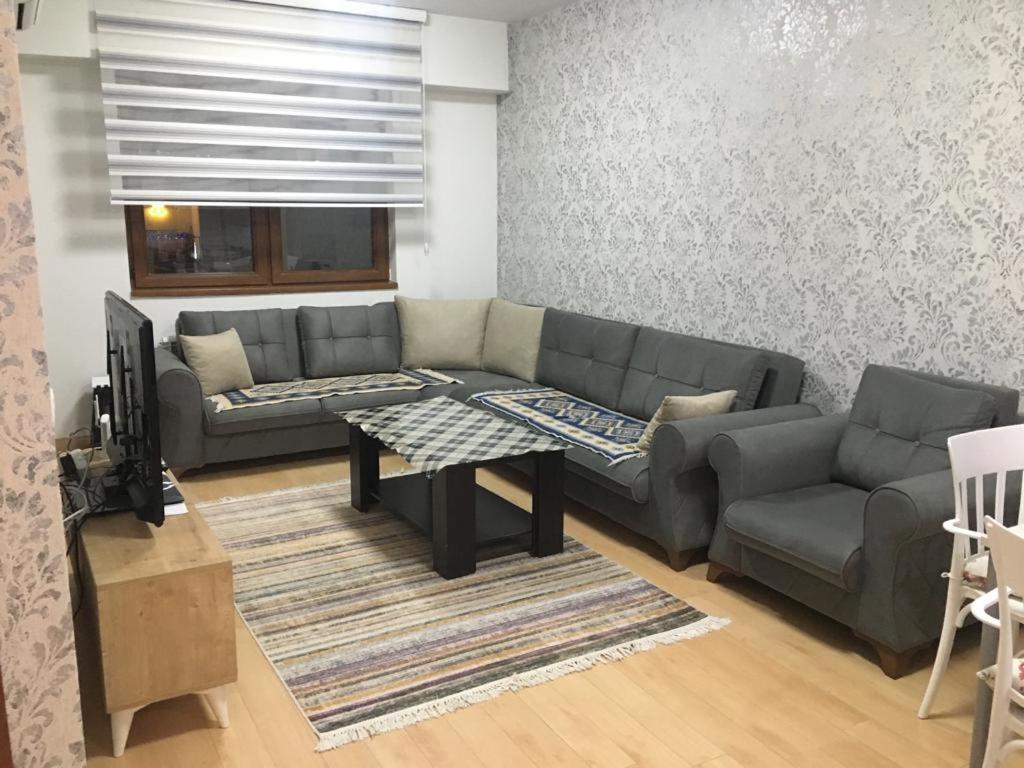 Two Rooms And Kitchen, Bathroom With Balcony Apartment Skopje Exteriör bild