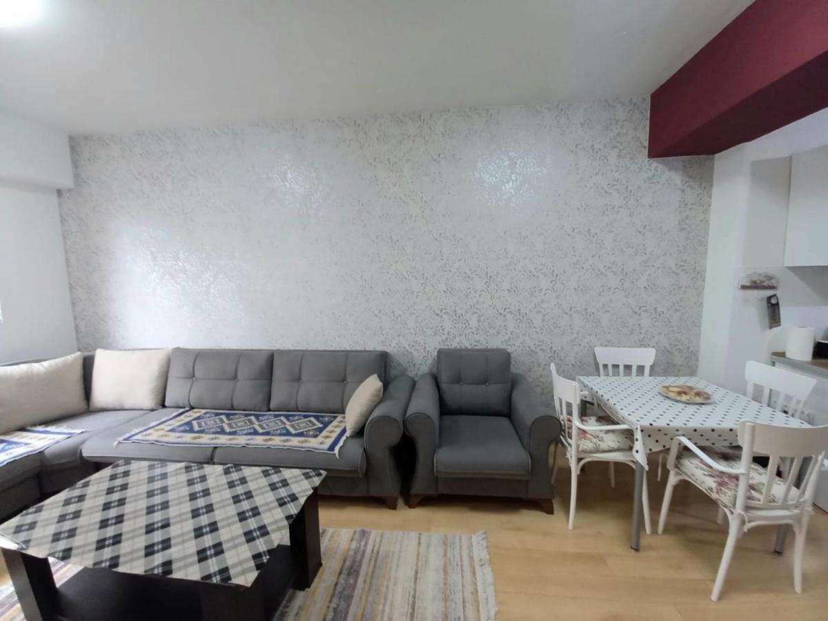 Two Rooms And Kitchen, Bathroom With Balcony Apartment Skopje Exteriör bild