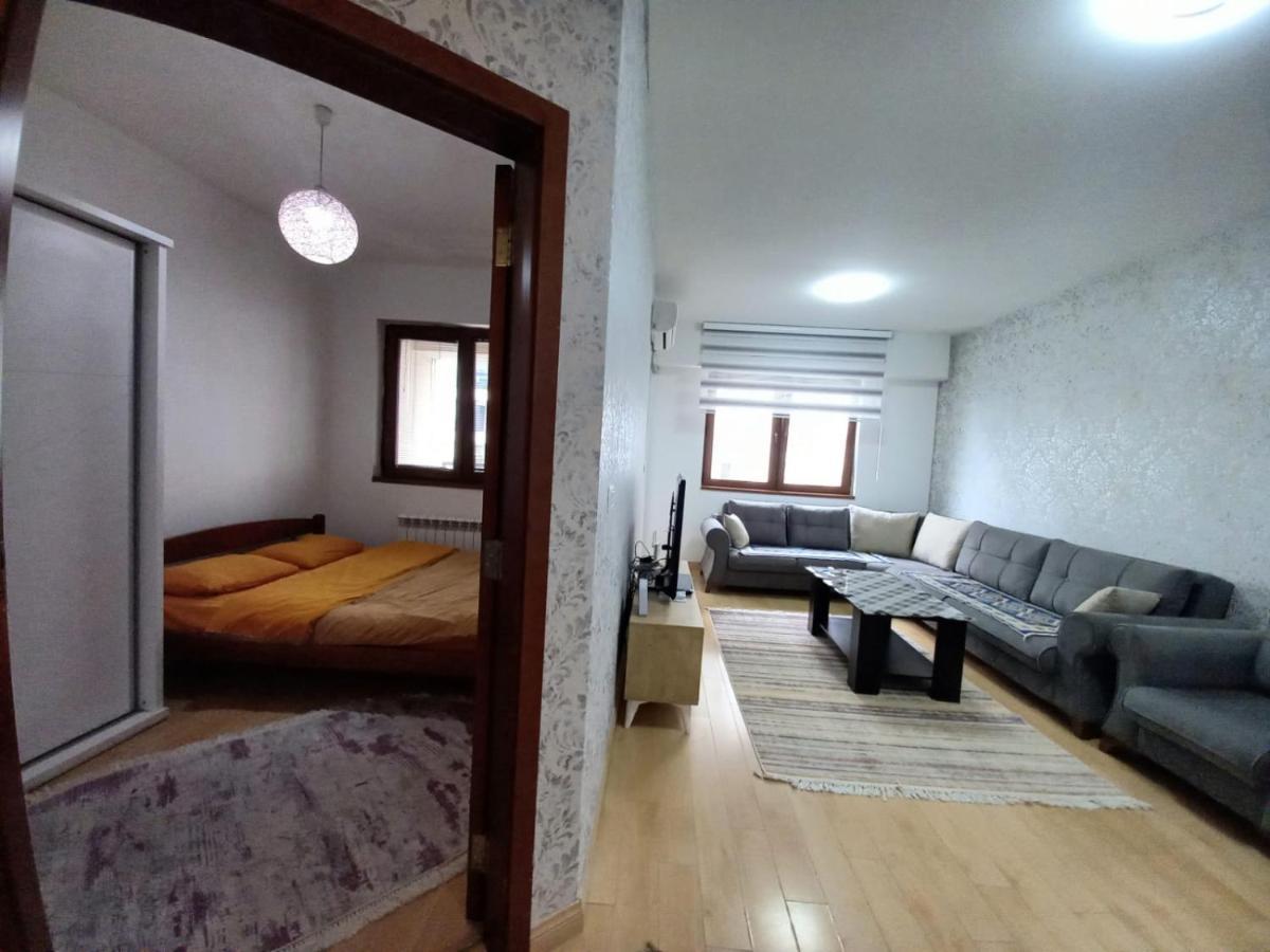 Two Rooms And Kitchen, Bathroom With Balcony Apartment Skopje Exteriör bild